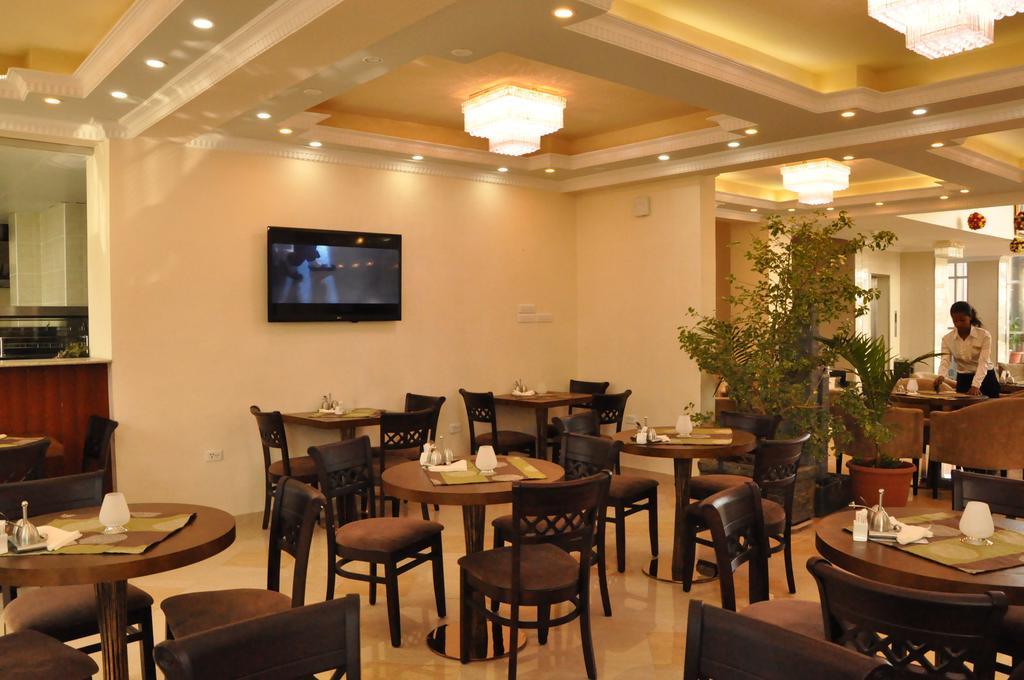 Addissinia Hotel Luaran gambar