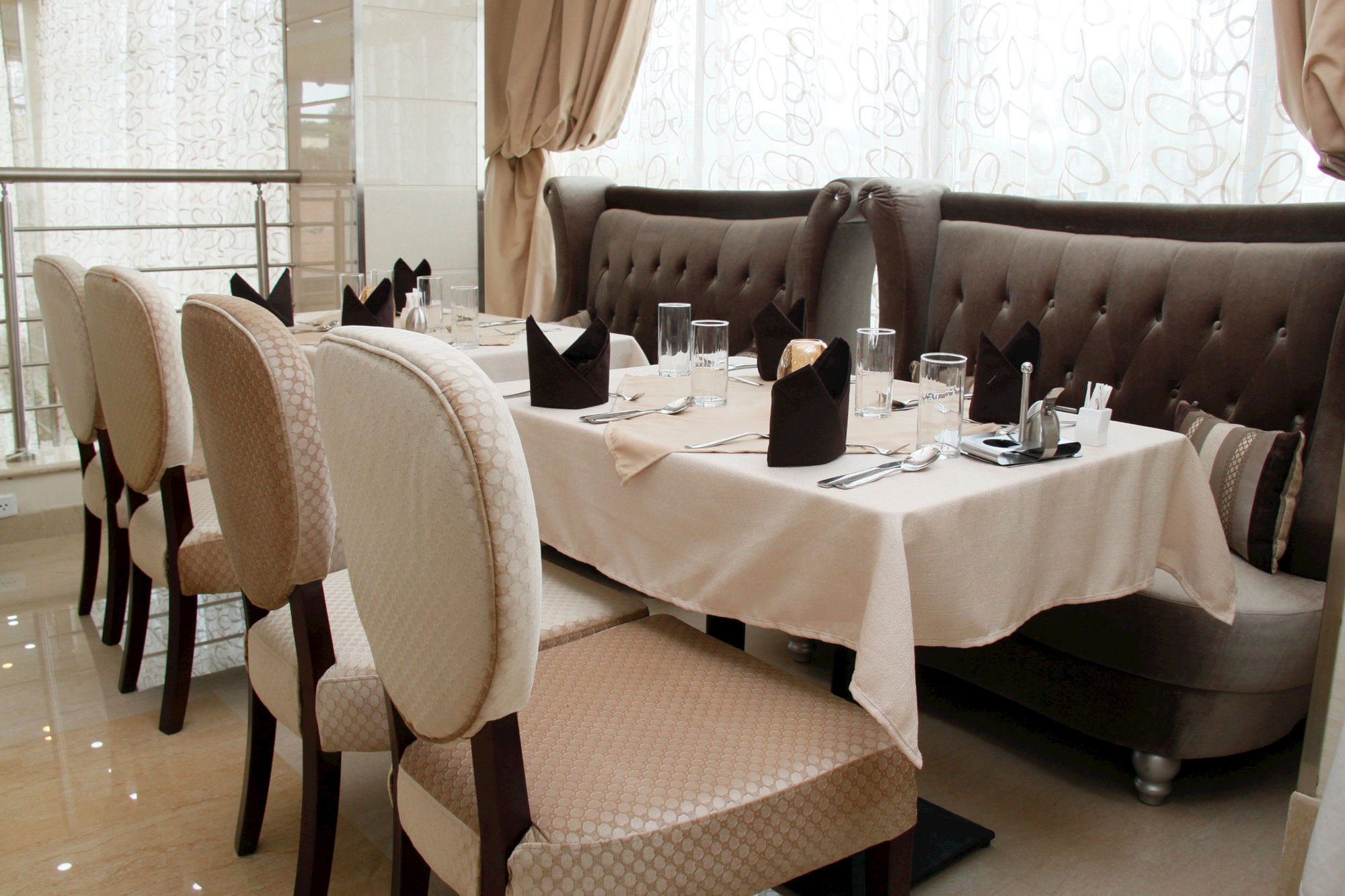 Addissinia Hotel Luaran gambar