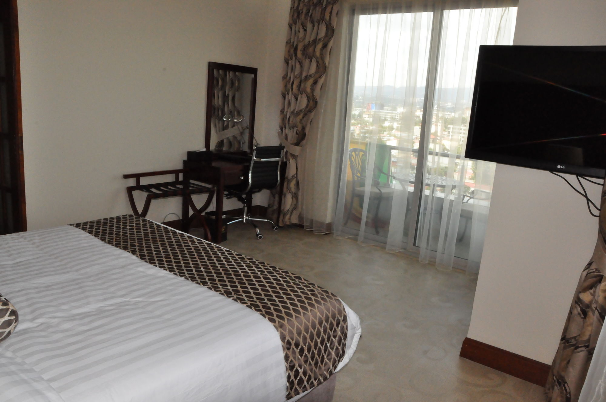 Addissinia Hotel Luaran gambar